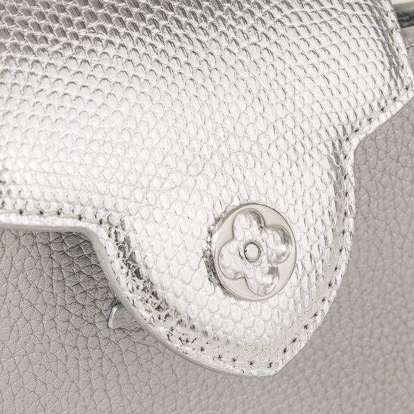 Louis Vuitton Varanus Salvator Lizard Flower Chain Capucines Mini Silver - Picture 12 of 15
